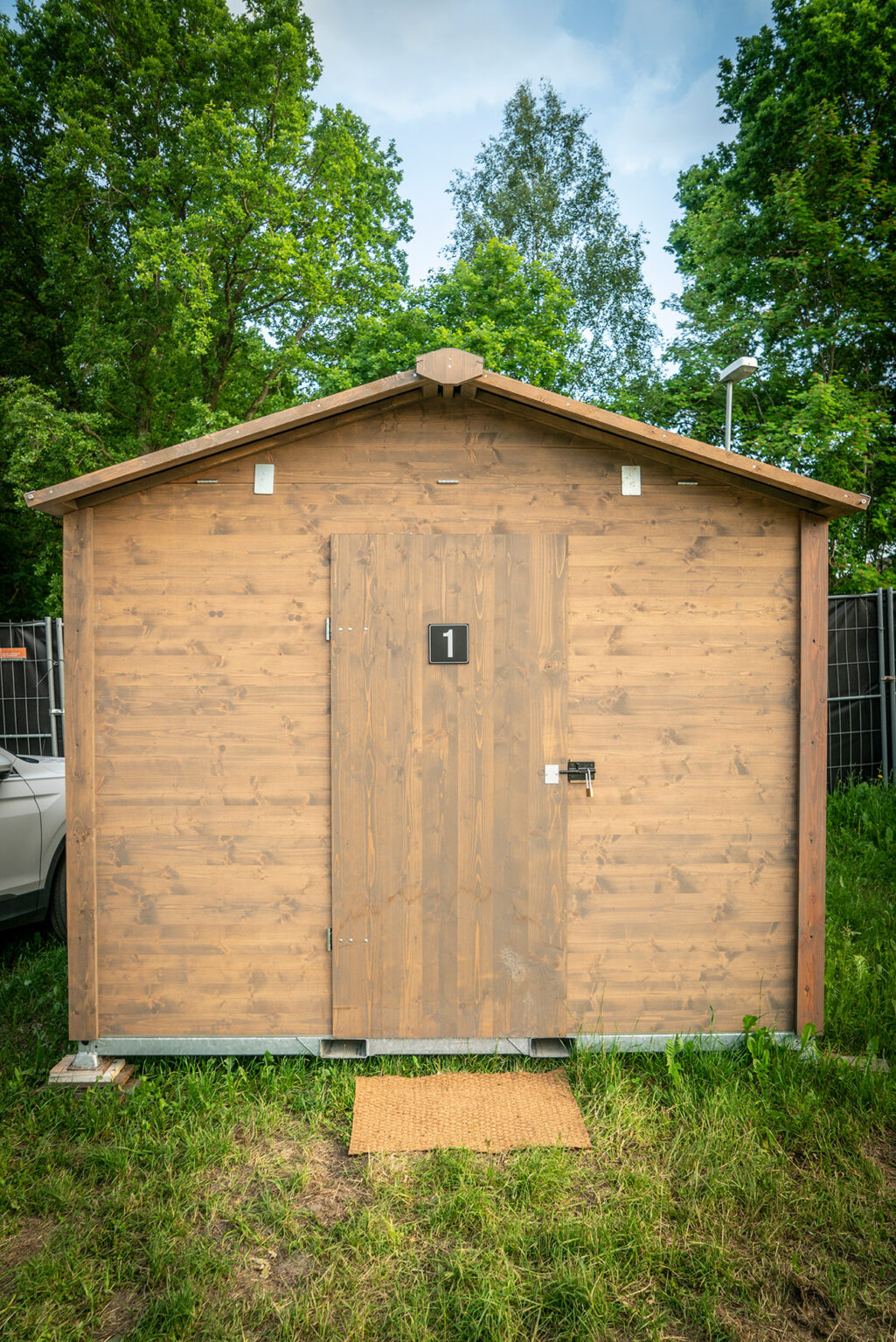 Festivalstugan Låst